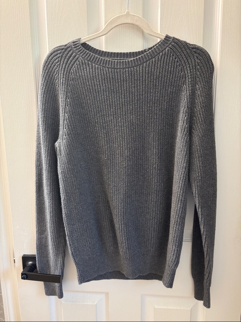 Classic Crewneck Knit Sweater in Gray